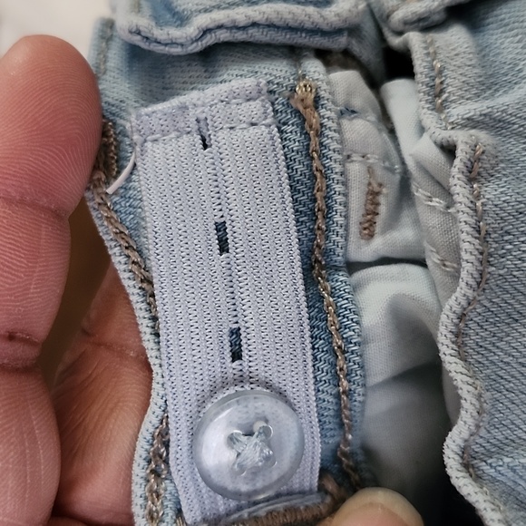 The Children's Place Light Blue Frayed Hem Jeans Bundle of 2 Sz 4T - Picture 6 of 8